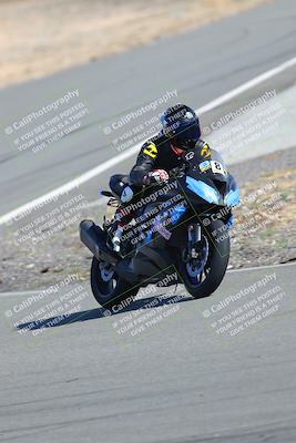 media/Feb-05-2023-Classic Track Day (Sun) [[c35aca4a42]]/Group 2/session 1 turn 9/